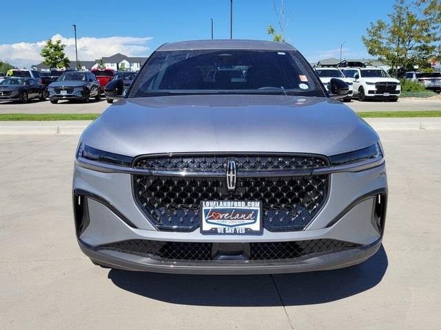 Photo of 2025 Gray Metallic Lincoln Nautilus