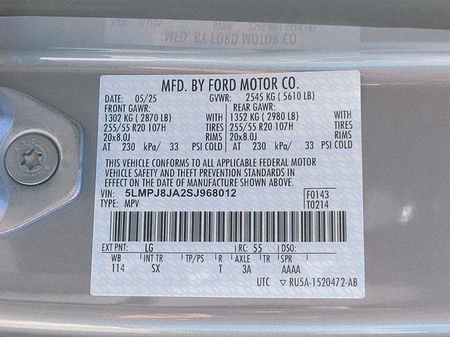 Photo of 2025 Gray Metallic Lincoln Nautilus