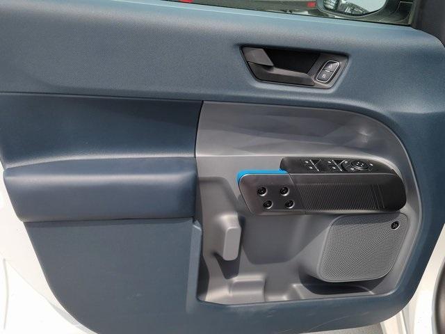 Photo of 2025 Oxford White Ford Maverick