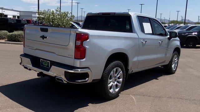 Photo of 2022 Silver Ice Metallic Chevrolet Silverado 1500
