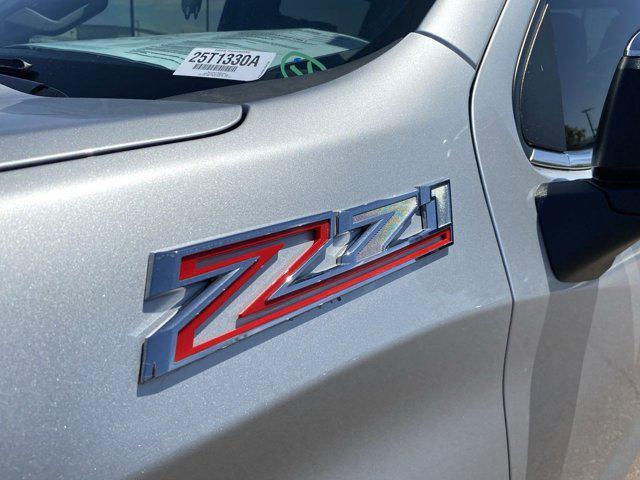 Photo of 2022 Silver Ice Metallic Chevrolet Silverado 1500
