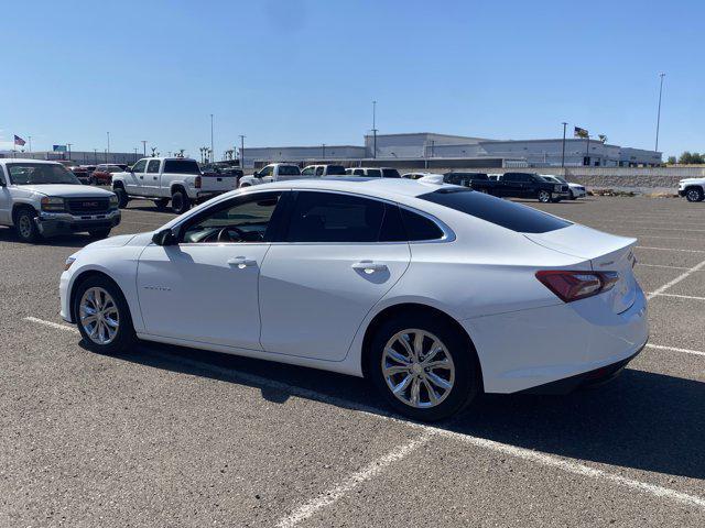 Photo of 2019 Summit White Chevrolet Malibu