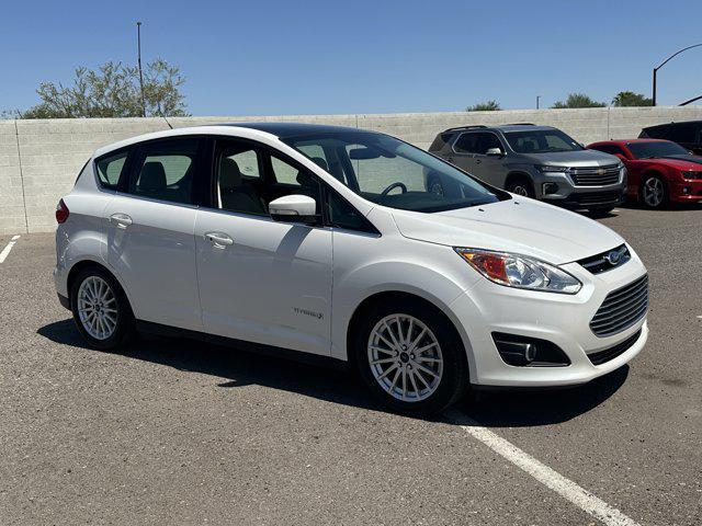 Photo of 2014 White Platinum Clearcoat Metallic Ford C-Max Hybrid