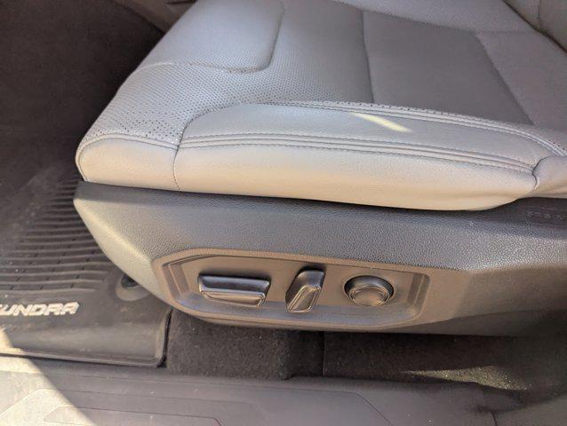 Photo of 2022 White Toyota Tundra