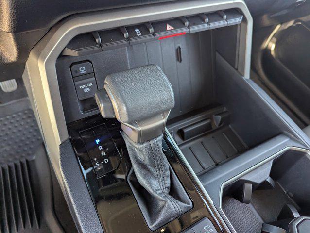 Photo of 2022 White Toyota Tundra