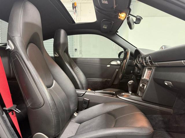 Photo of 2008 Black Porsche 911
