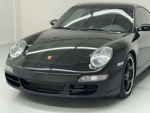 Photo of 2008 Black Porsche 911