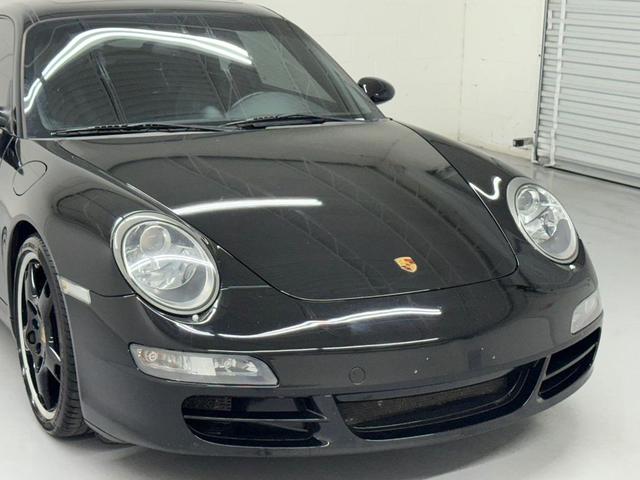 Photo of 2008 Black Porsche 911