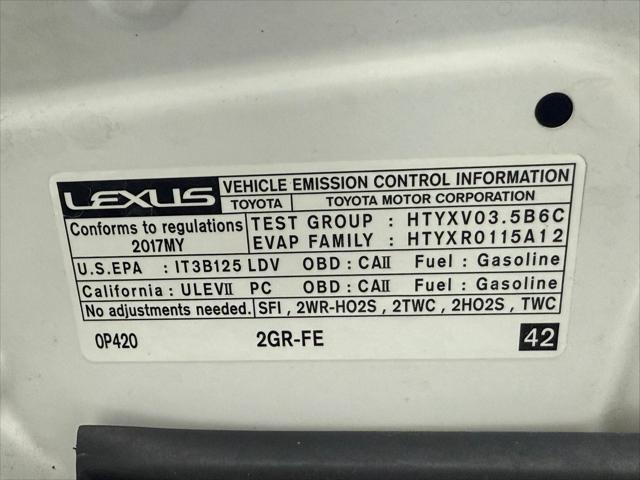 Photo of 2017 Eminent White Pearl Lexus ES 350