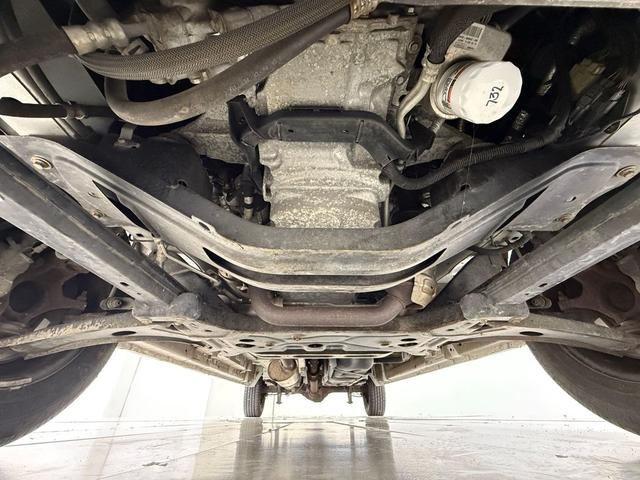 Photo of 2017 Oxford White Ford Transit-250