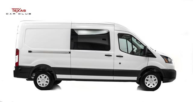 Photo of 2017 Oxford White Ford Transit-250