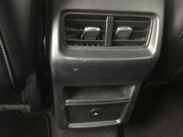 Photo of 2024 Oxford White Ford Edge