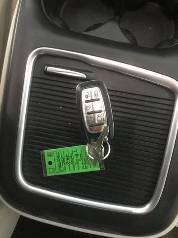 Photo of 2021 Granite Crystal Clearcoat Metallic Chrysler Pacifica