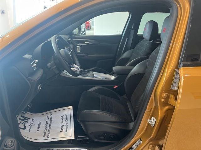 Photo of 2024 Gold Dodge Hornet