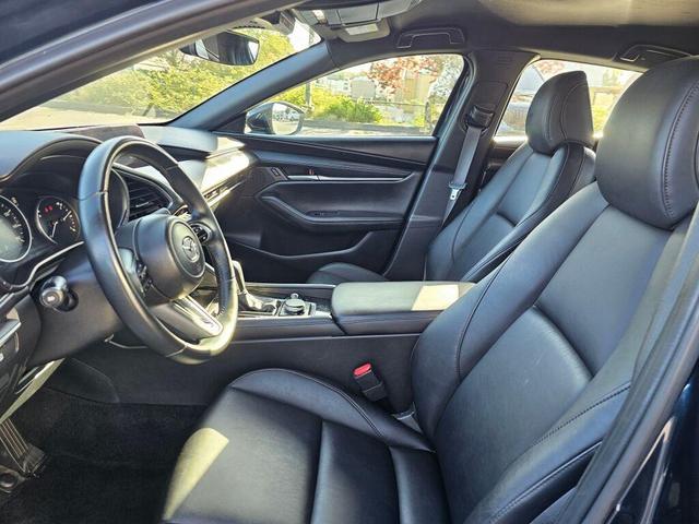 Photo of 2024 Deep Crystal Blue Mica Mazda Mazda3