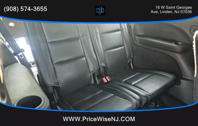 Photo of 2022 DB Black Clearcoat Dodge Durango