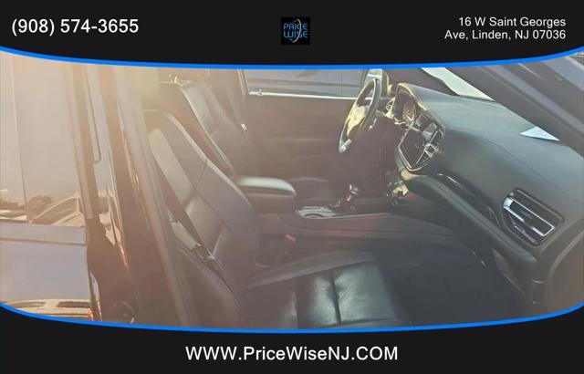 Photo of 2022 DB Black Clearcoat Dodge Durango