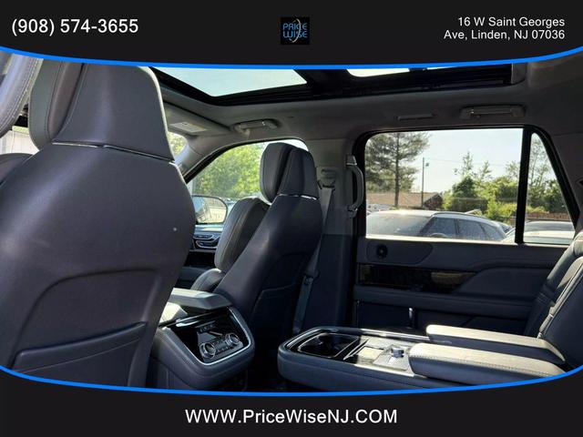 Photo of 2019 Black Lincoln Navigator