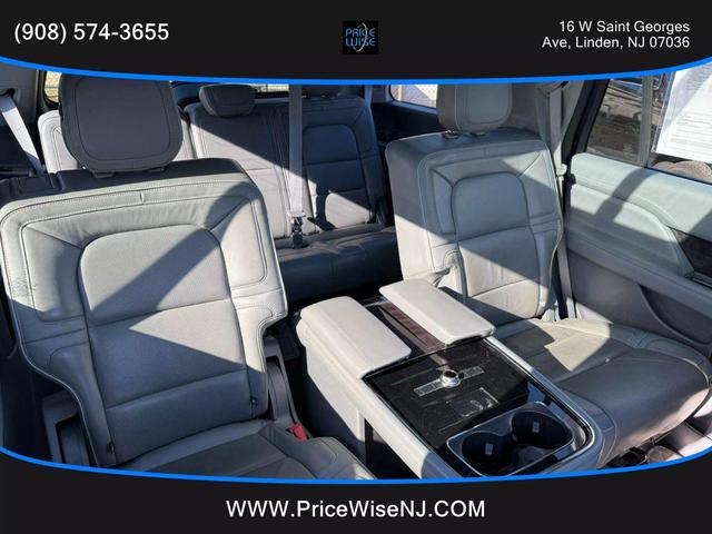 Photo of 2019 Black Lincoln Navigator