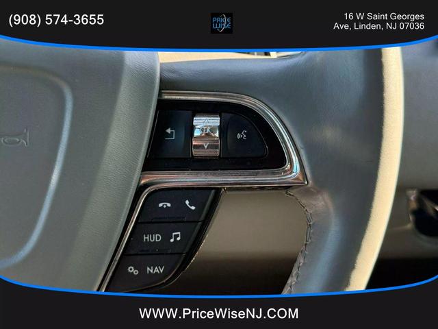 Photo of 2019 Black Lincoln Navigator