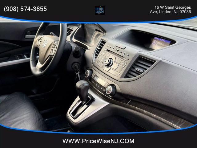 Photo of 2014 White Honda CR-V
