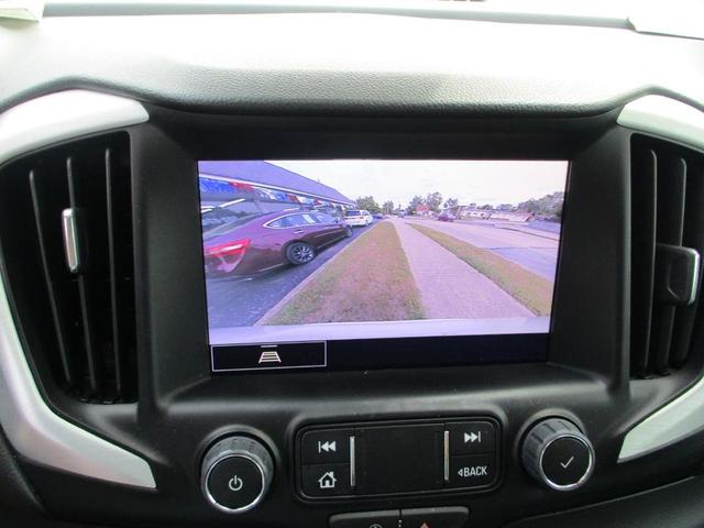 Photo of 2023 Summit White GMC Terrain