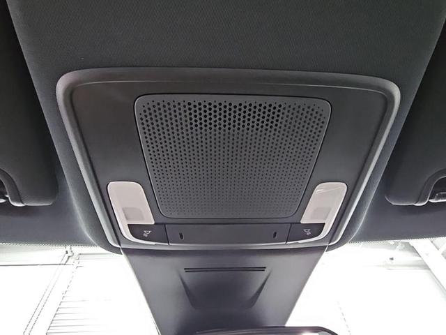 Photo of 2024 Platinum White Pearl Honda Civic