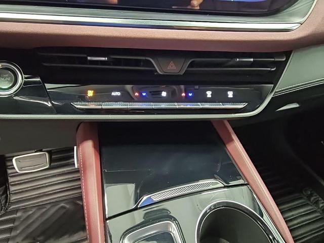 Photo of 2025 Smokey Amethyst Metallic Buick Envision