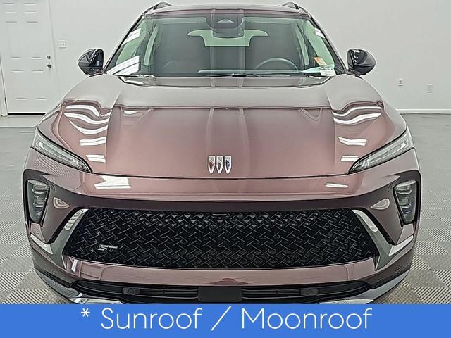 Photo of 2025 Smokey Amethyst Metallic Buick Envision