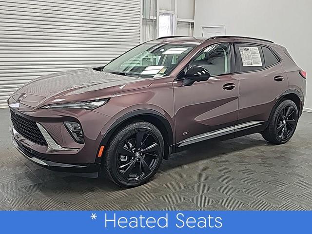 Photo of 2025 Smokey Amethyst Metallic Buick Envision