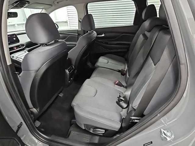 Photo of 2023 Hampton Gray Hyundai SANTA FE