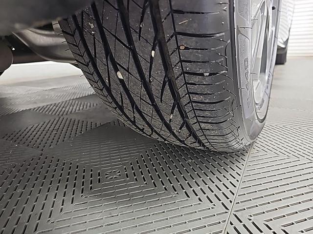 Photo of 2023 Gray Honda Odyssey