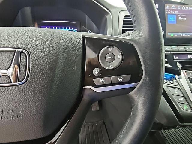 Photo of 2023 Gray Honda Odyssey