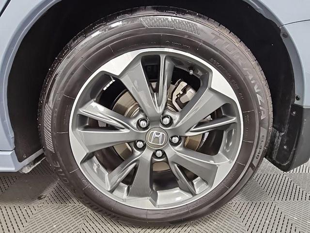 Photo of 2023 Gray Honda Odyssey