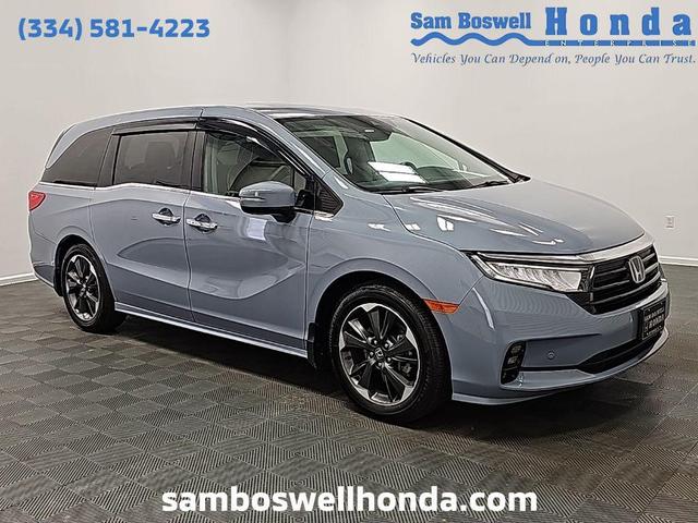Photo of 2023 Gray Honda Odyssey
