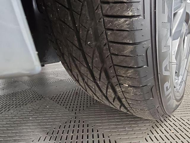Photo of 2023 Gray Honda Odyssey