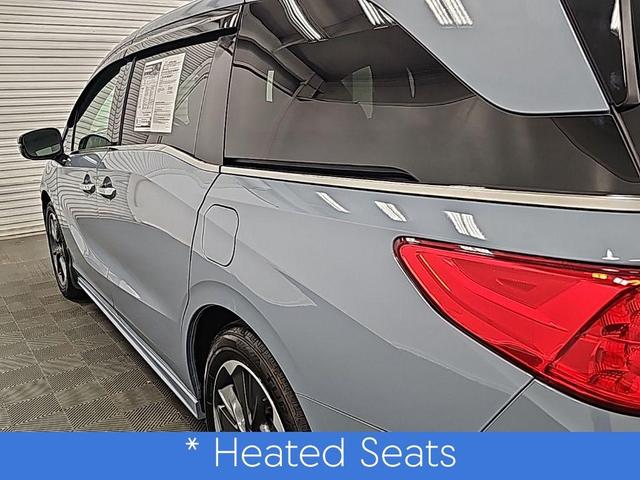 Photo of 2023 Gray Honda Odyssey