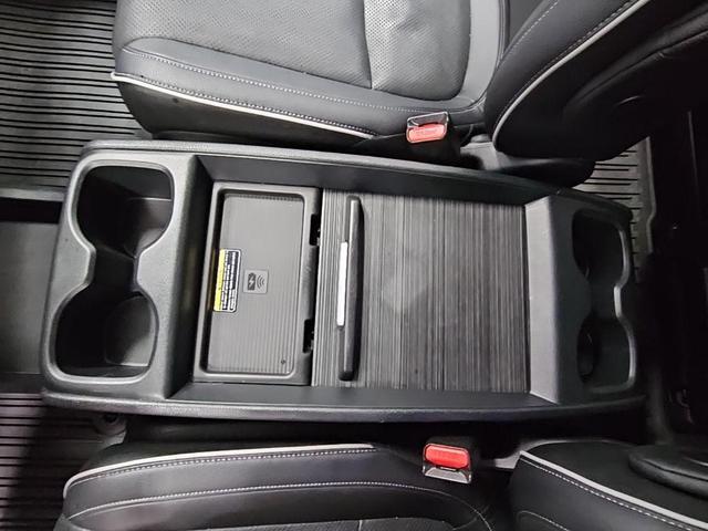 Photo of 2023 Gray Honda Odyssey