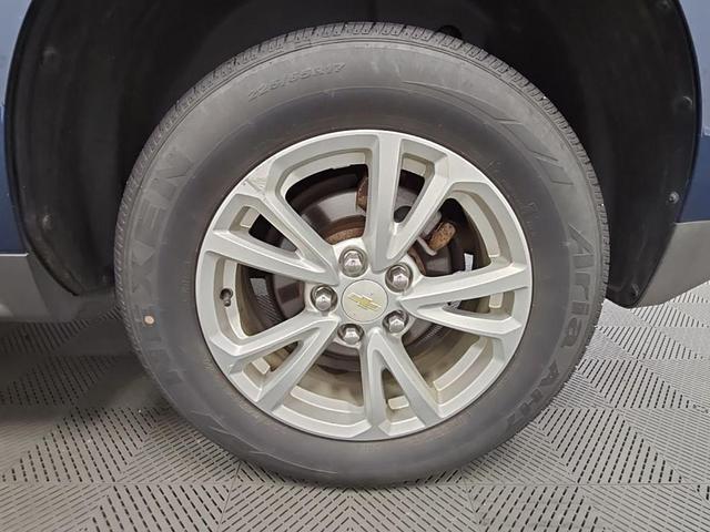 Photo of 2016 Patriot Blue Metallic Chevrolet Equinox