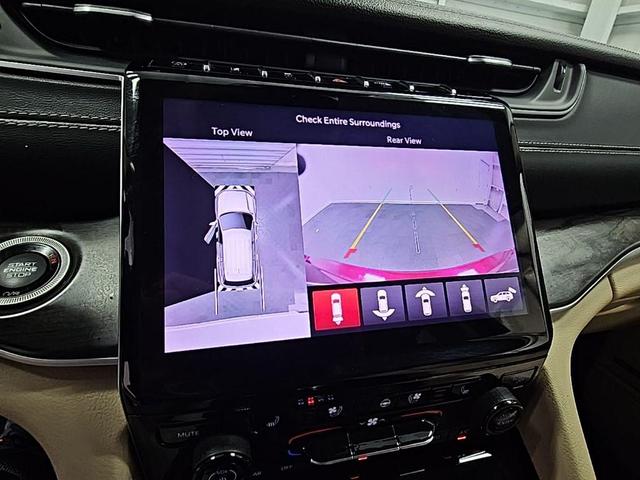 Photo of 2021 Velvet Red Pearlcoat Jeep Grand Cherokee L