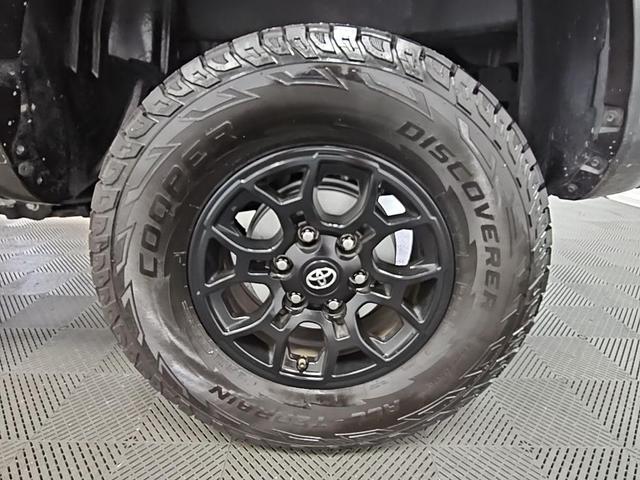 Photo of 2021 Magnetic Gray Metallic Toyota Tacoma