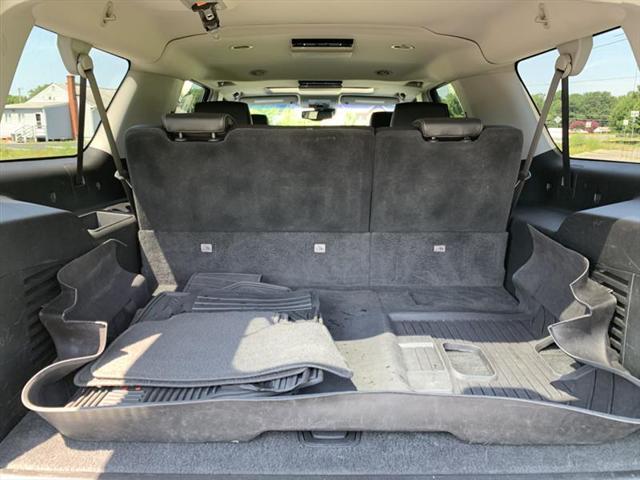 Photo of 2018 Onyx Black GMC Yukon XL