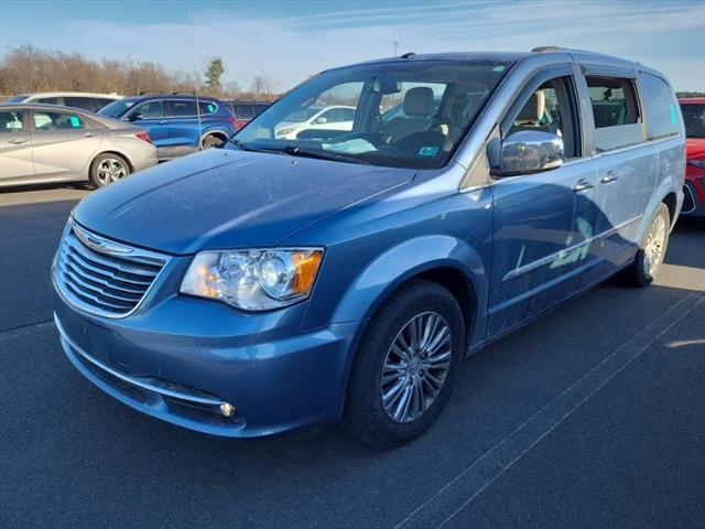 2011 Chrysler Town & Country