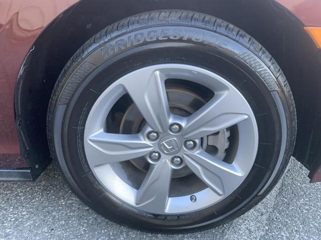 Photo of 2020 Burgundy Honda Odyssey