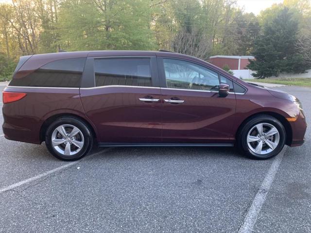 Photo of 2020 Burgundy Honda Odyssey