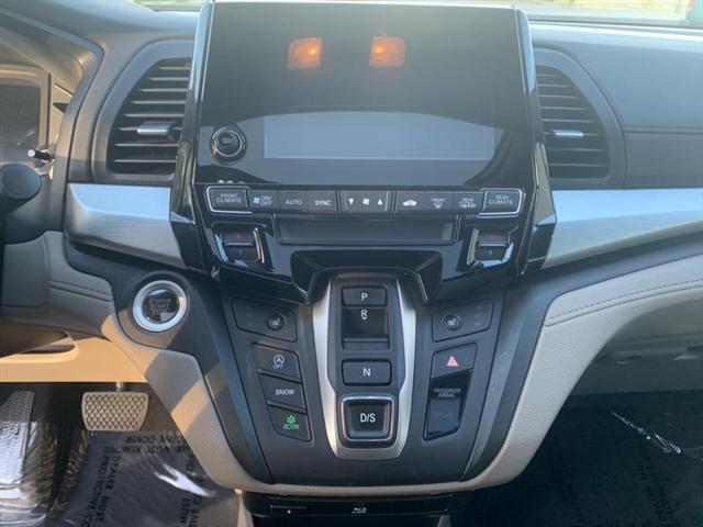 Photo of 2020 Burgundy Honda Odyssey