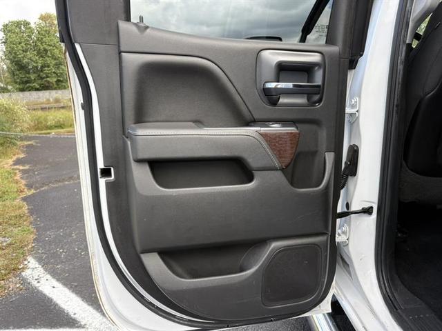 Photo of 2015 Summit White GMC Sierra 1500