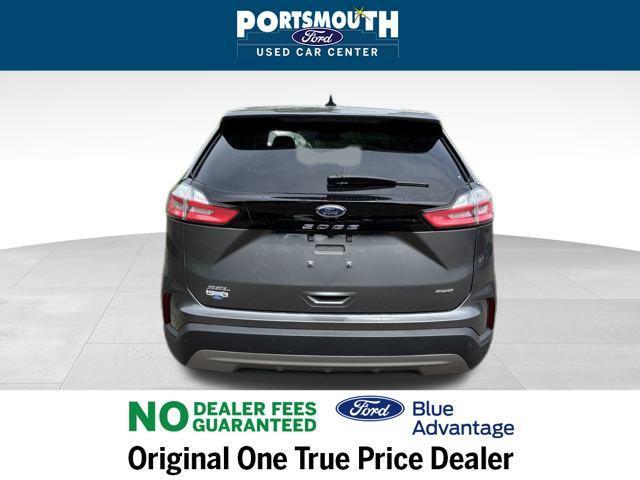 Photo of 2024 Carbonized Gray Metallic Ford Edge
