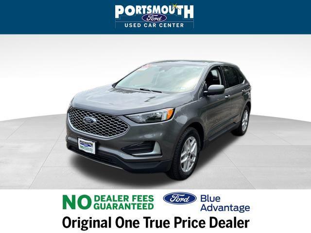 Photo of 2024 Carbonized Gray Metallic Ford Edge