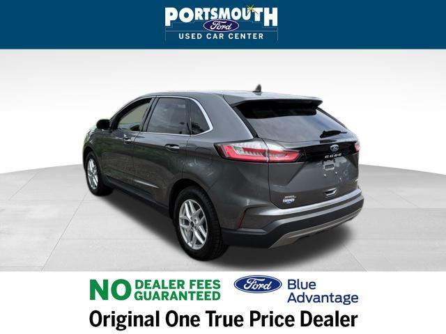 Photo of 2024 Carbonized Gray Metallic Ford Edge